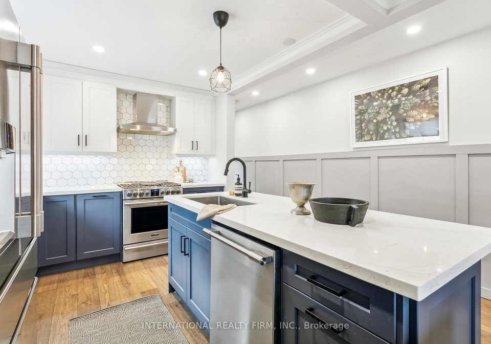 50-denison-avenue-toronto-ontario-c12938084