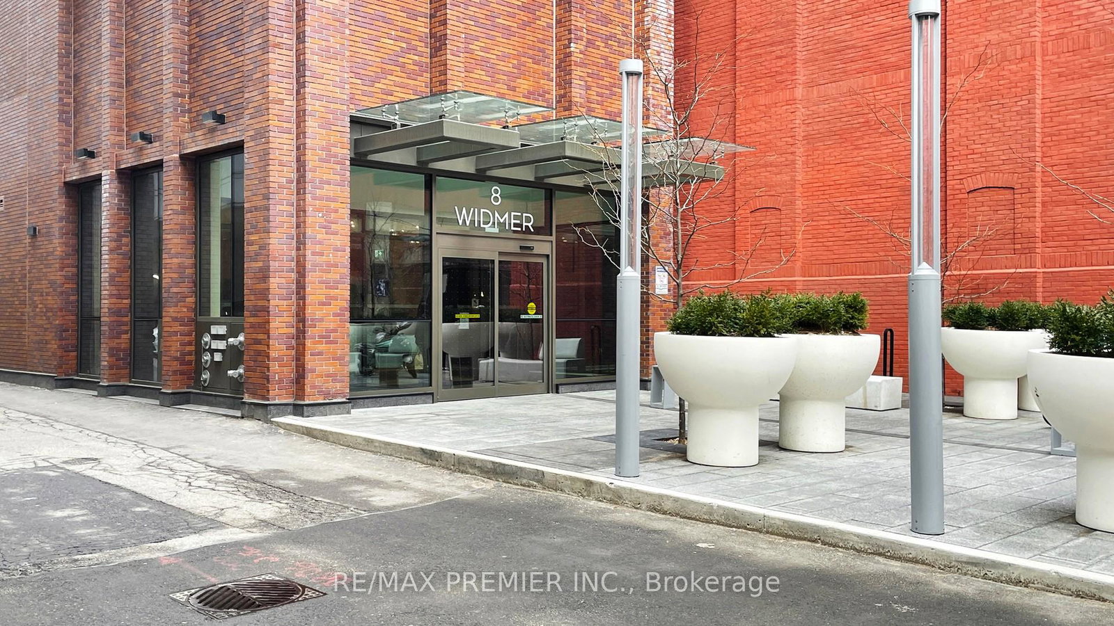 8-widmer-street-toronto-ontario-c12938130