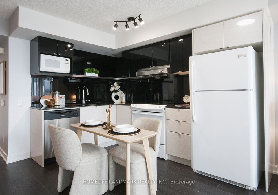 72-esther-shiner-boulevard-north-york-ontario-c12938252