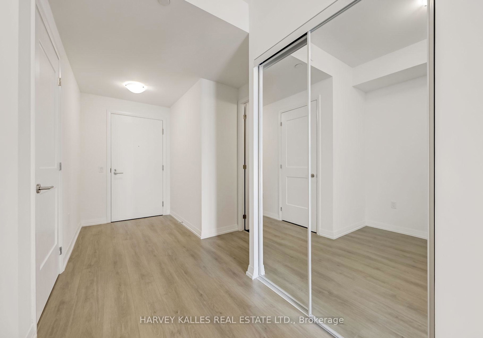 25-holly-street-toronto-ontario-c12938484