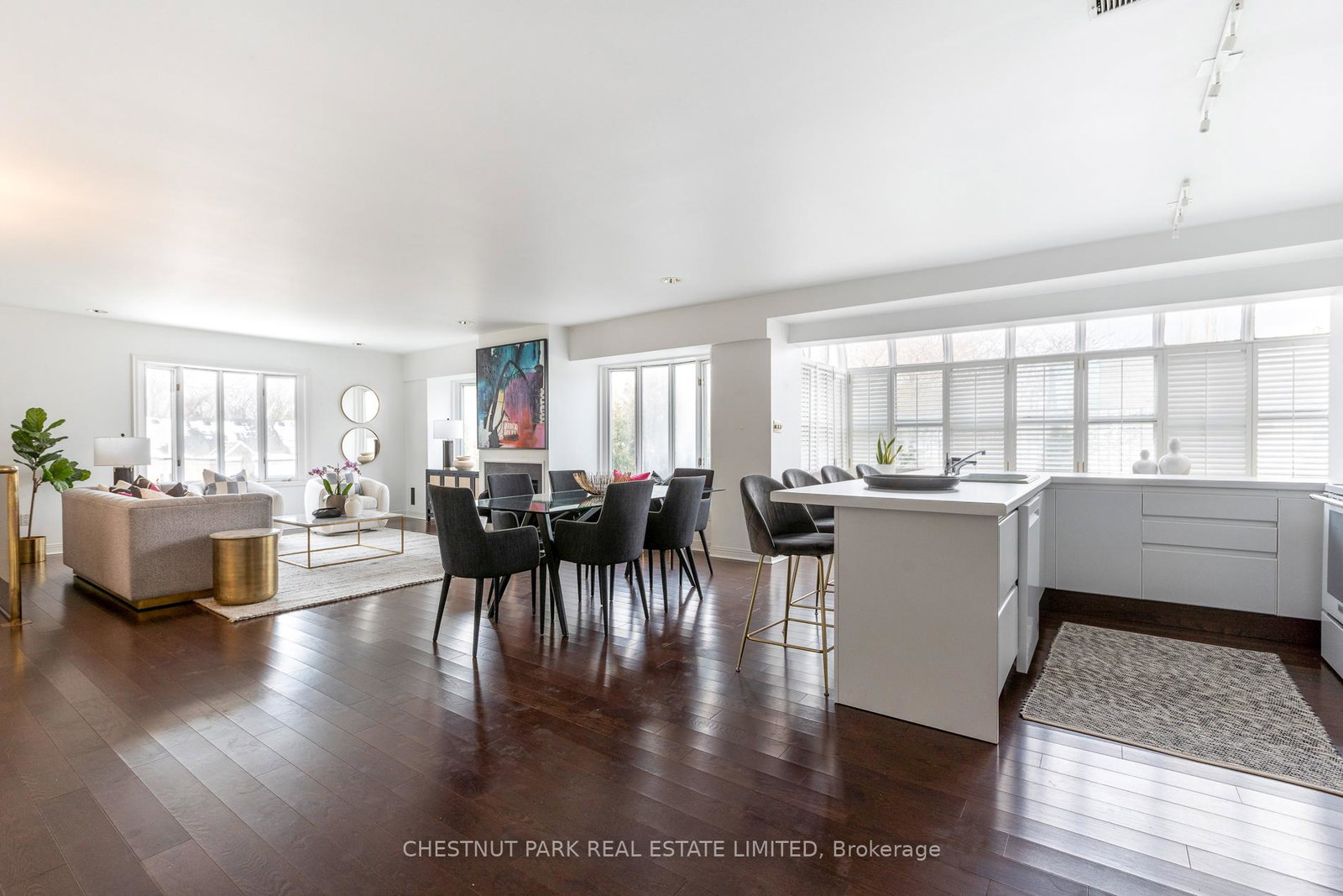 8-hawthorn-avenue-toronto-ontario-c12938500