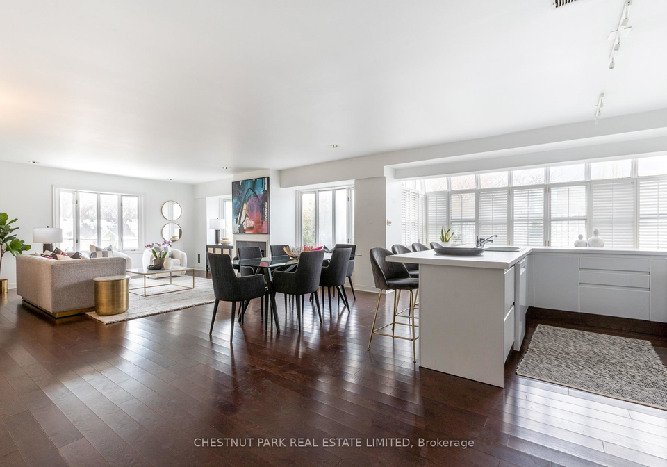 8-hawthorn-avenue-toronto-ontario-c12938500