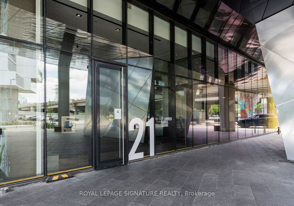 21-lawren-harris-square-toronto-ontario-c12938574