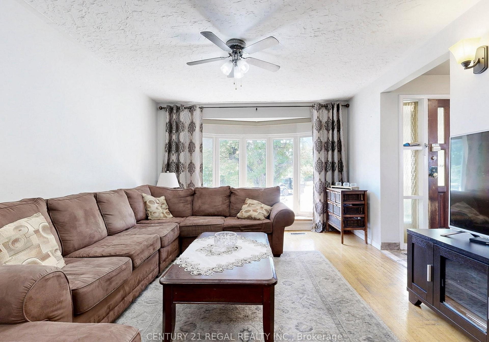 94-billington-crescent-north-york-ontario-c12938954