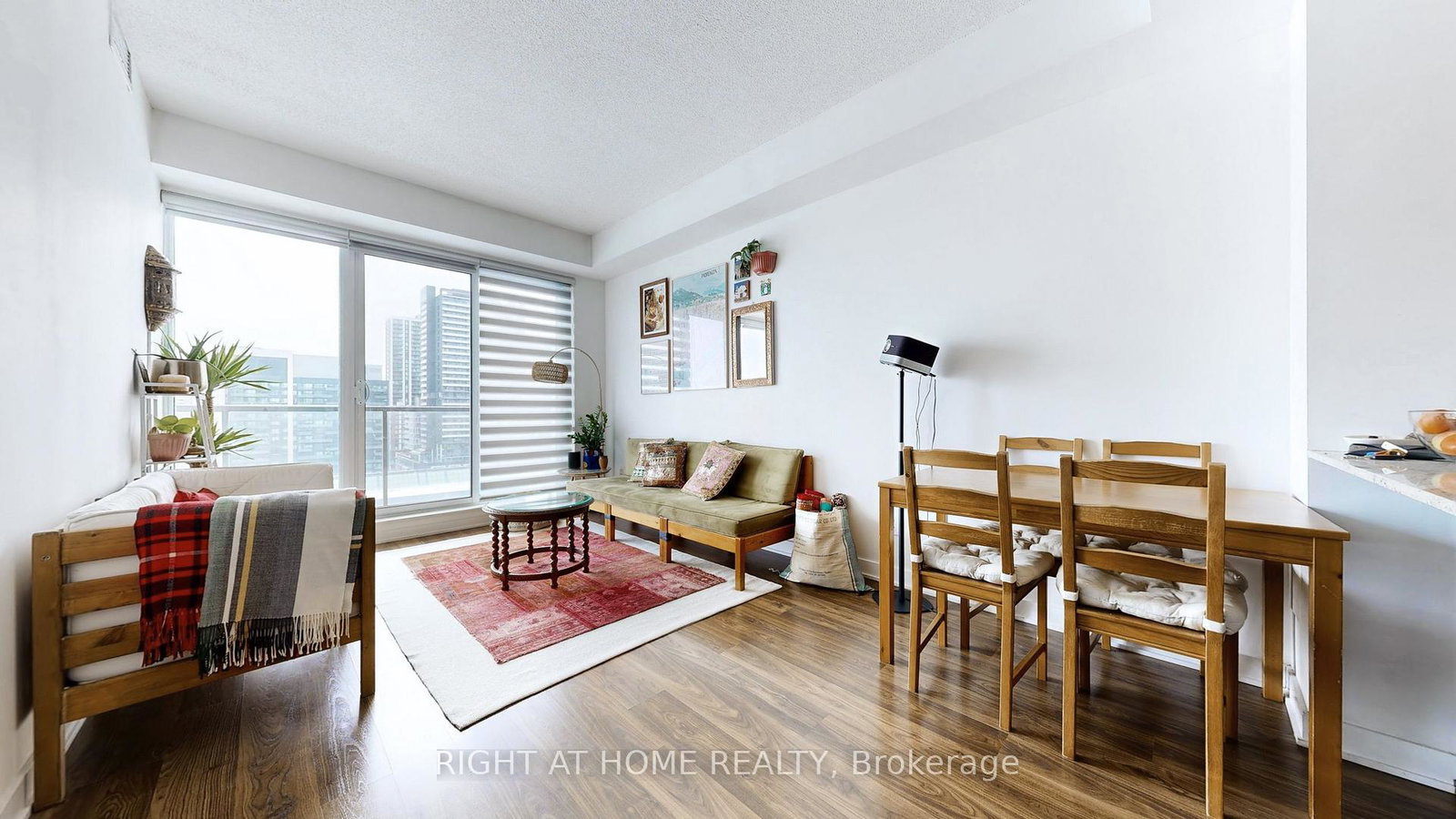 260-sackville-street-toronto-ontario-c12939060