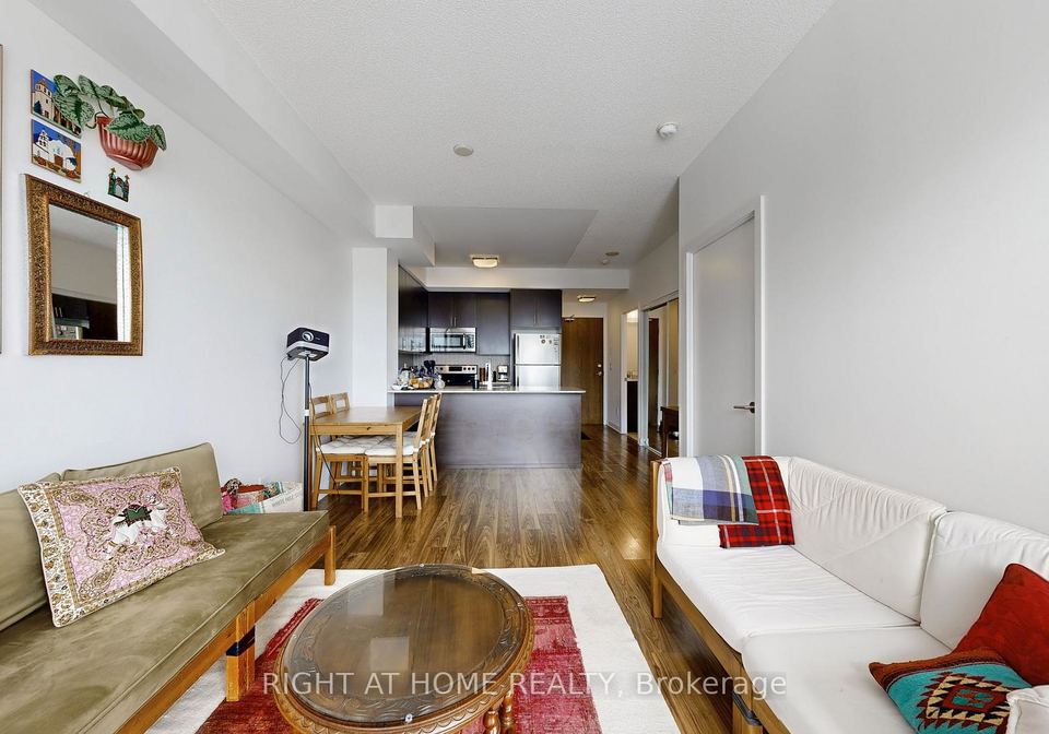 260-sackville-street-toronto-ontario-c12939060