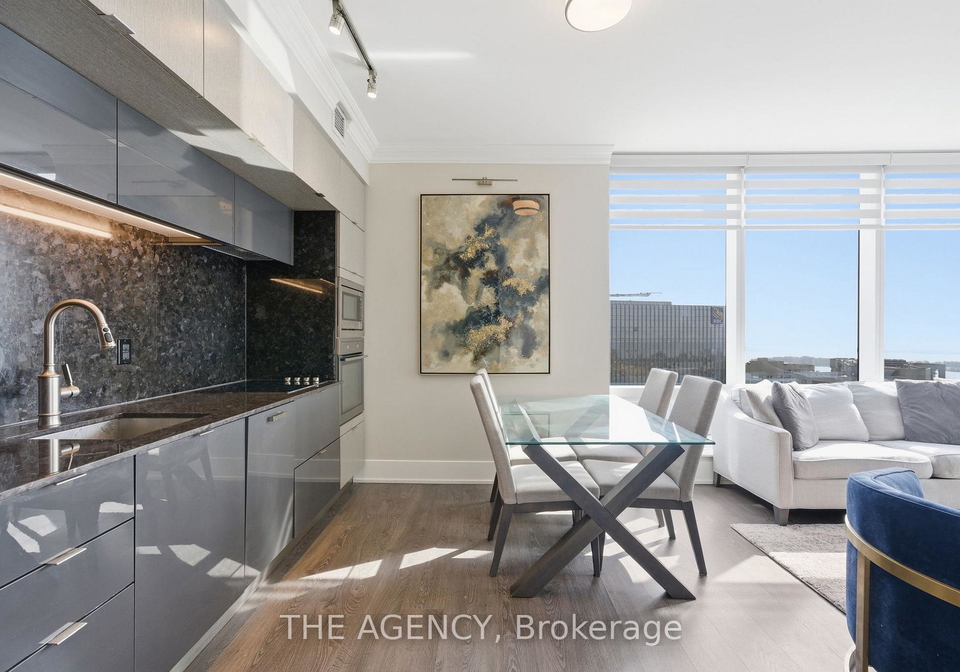 10-york-street-toronto-ontario-c12939152