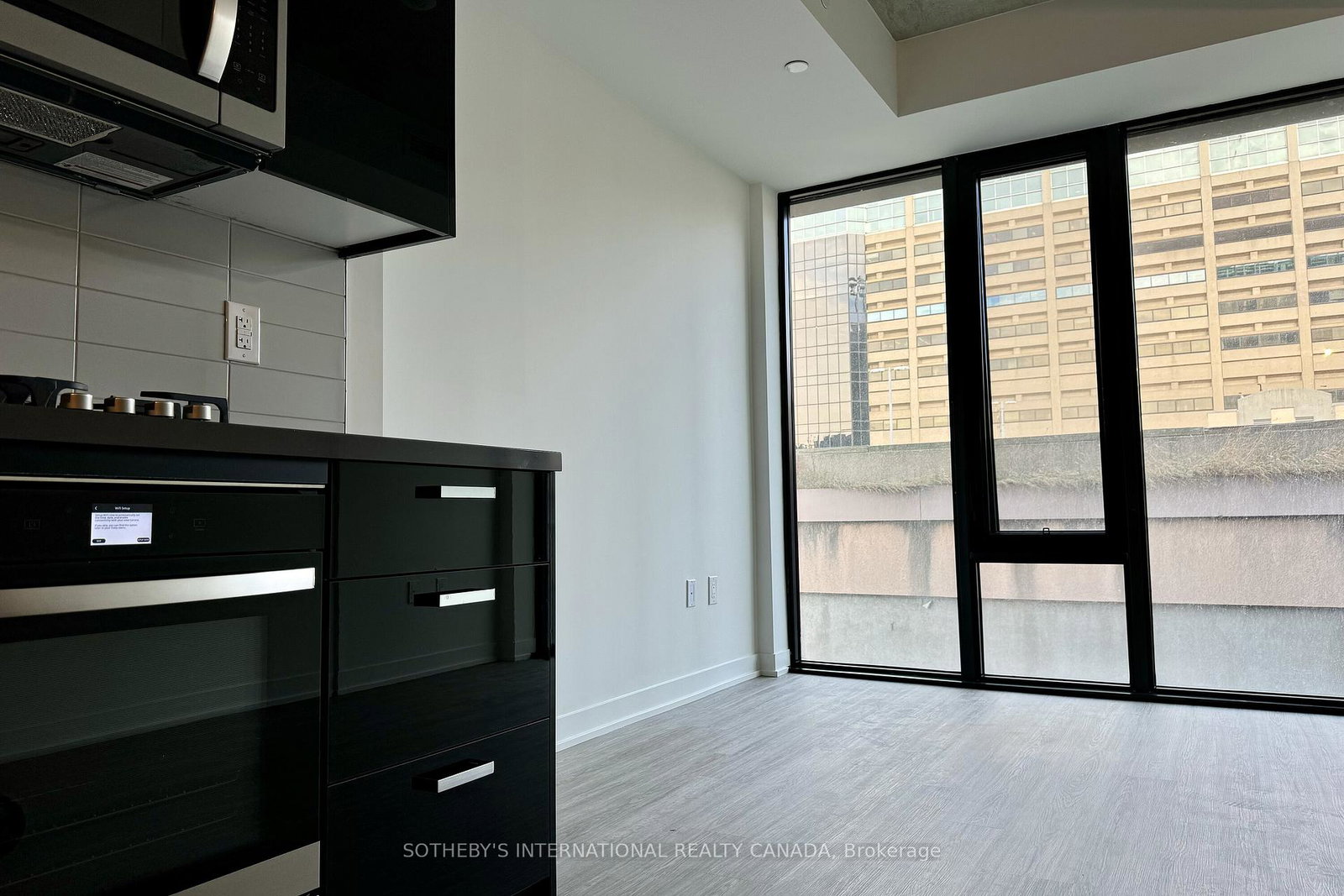 195-mccaul-street-toronto-ontario-c12939280