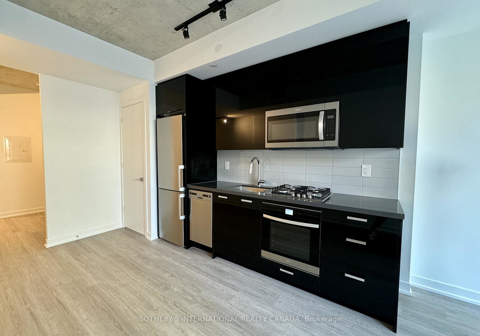 195-mccaul-street-toronto-ontario-c12939280