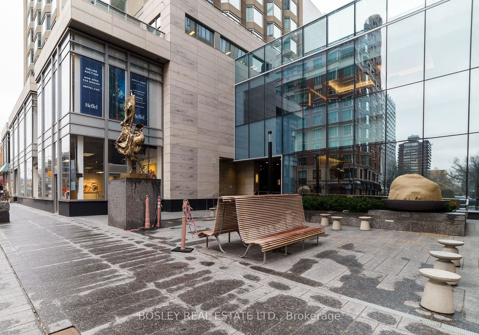 155-yorkville-avenue-toronto-ontario-c12939284