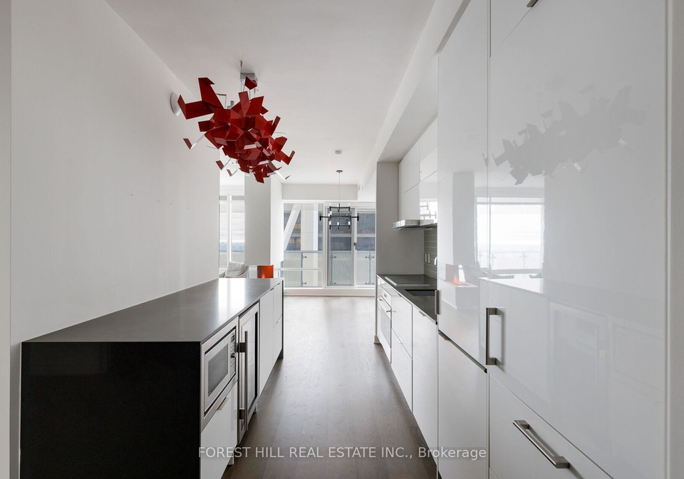 1-bloor-street-e-toronto-ontario-c12939290