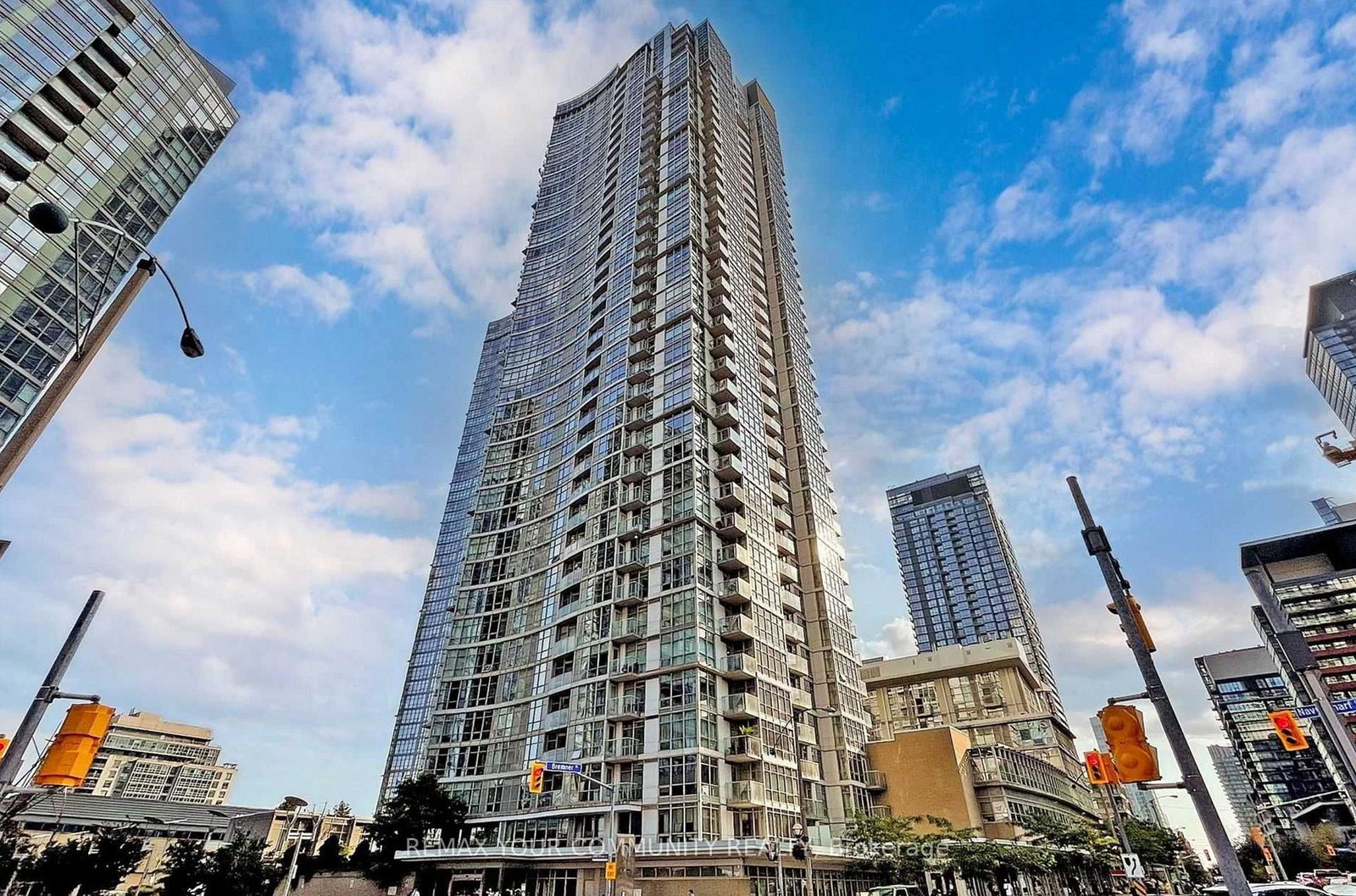 10-navy-wharf-court-toronto-ontario-c12939584