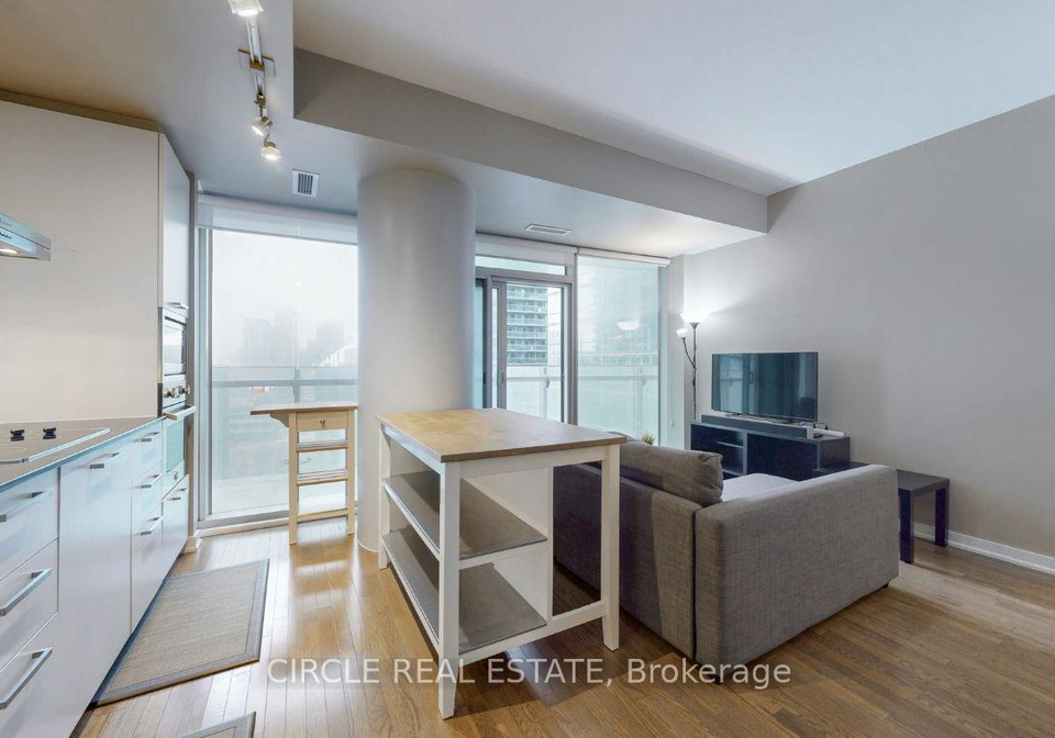 14-york-street-toronto-ontario-c12939774