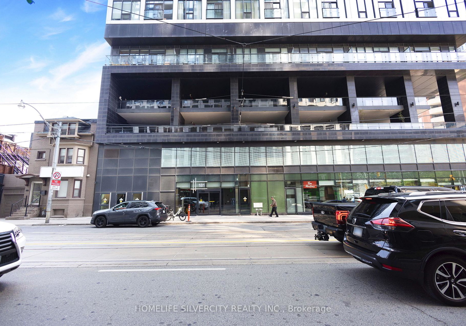 181-dundas-street-e-toronto-ontario-c12939830
