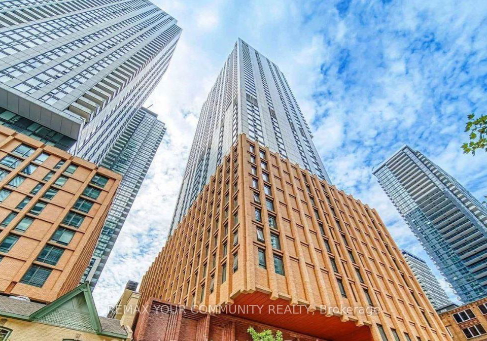 28-widmer-street-toronto-ontario-c12939838