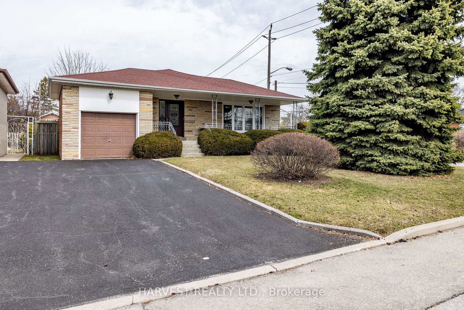 92-acton-avenue-toronto-ontario-c12940020