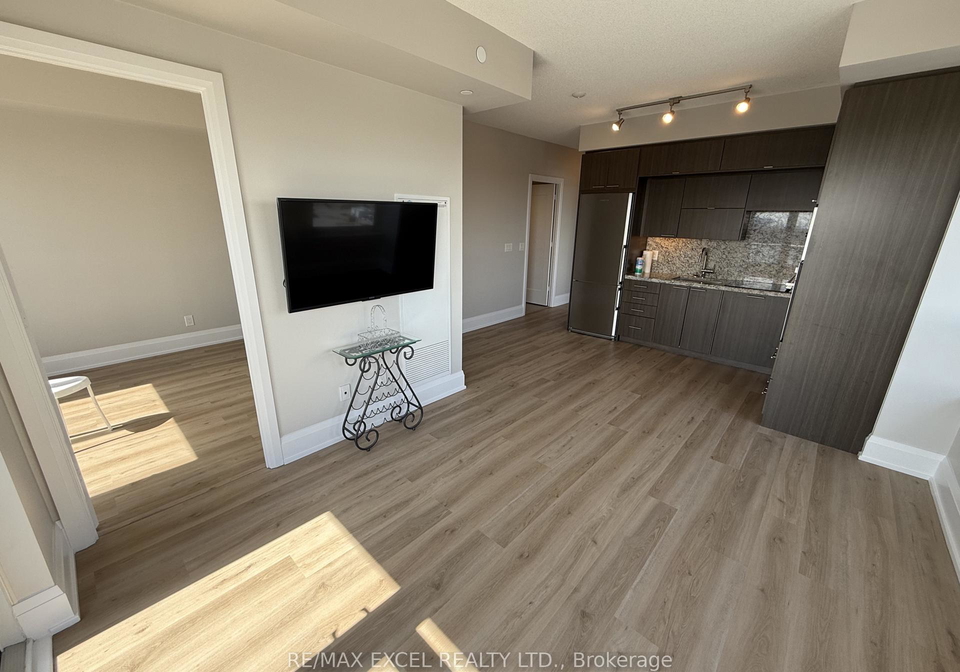 120-harrison-garden-boulevard-north-york-ontario-c12940334