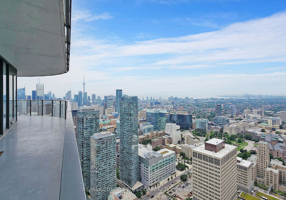 11-wellesley-street-w-toronto-ontario-c12940488