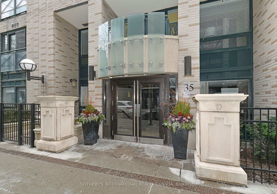 35-hayden-street-toronto-ontario-c12940696