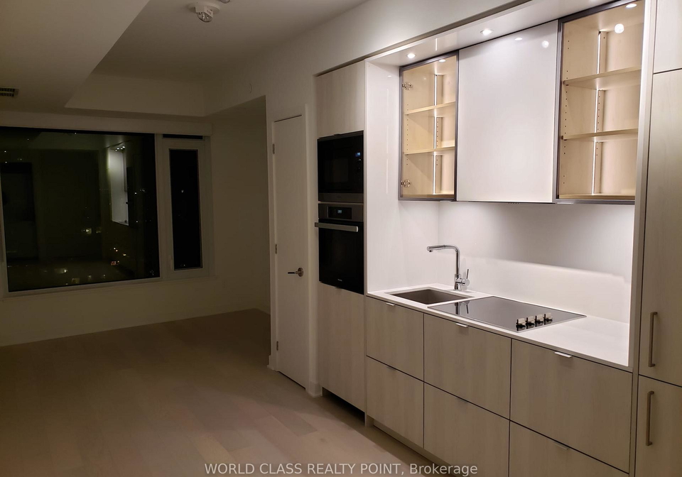 11-yorkville-avenue-toronto-ontario-c12941186