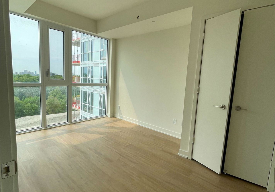 10-deerlick-crescent-north-york-ontario-c12941308