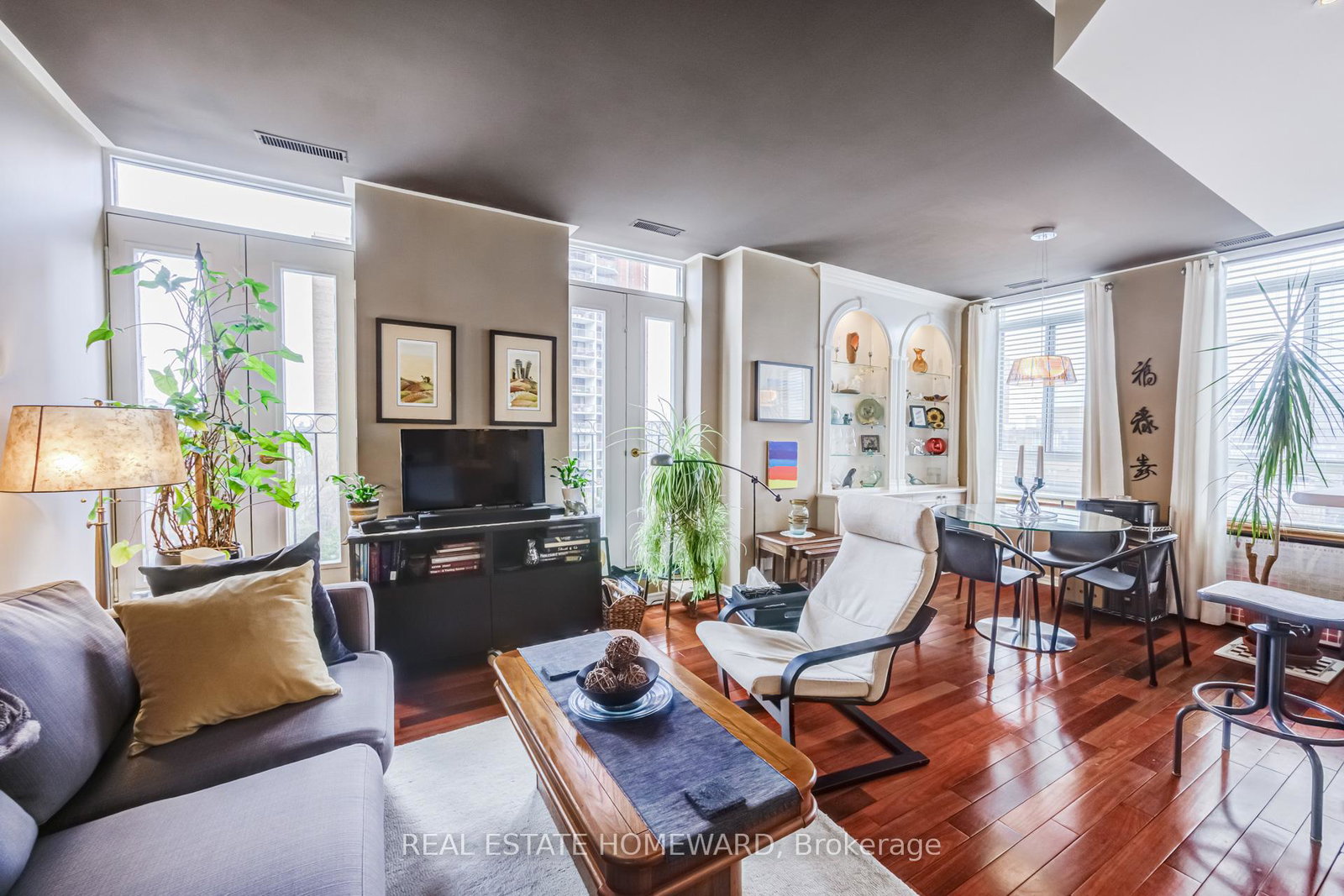 135-maitland-street-toronto-ontario-c12941344