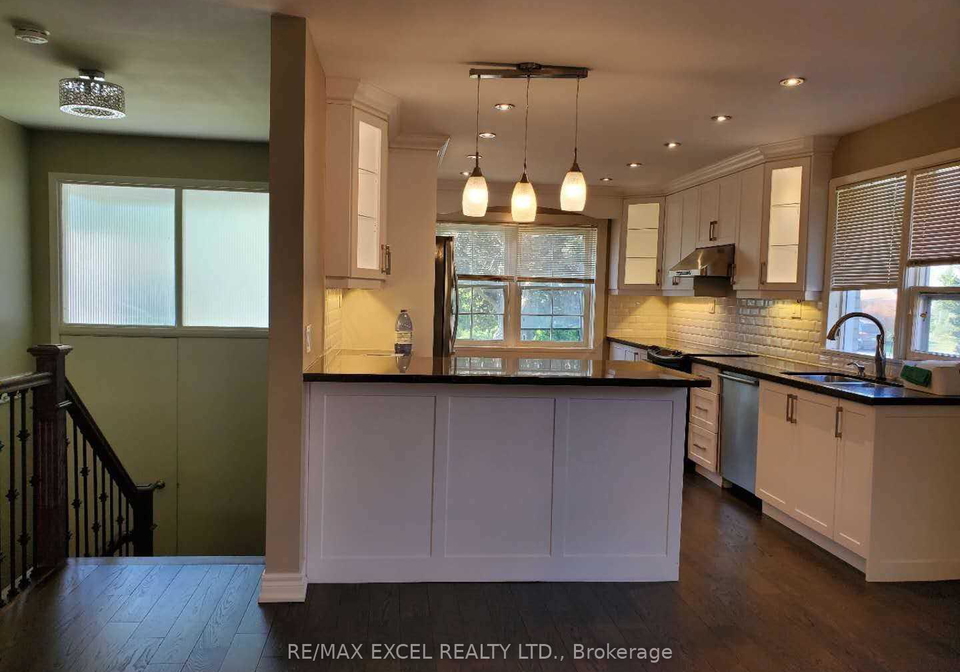157-fenn-avenue-north-york-ontario-c12941414