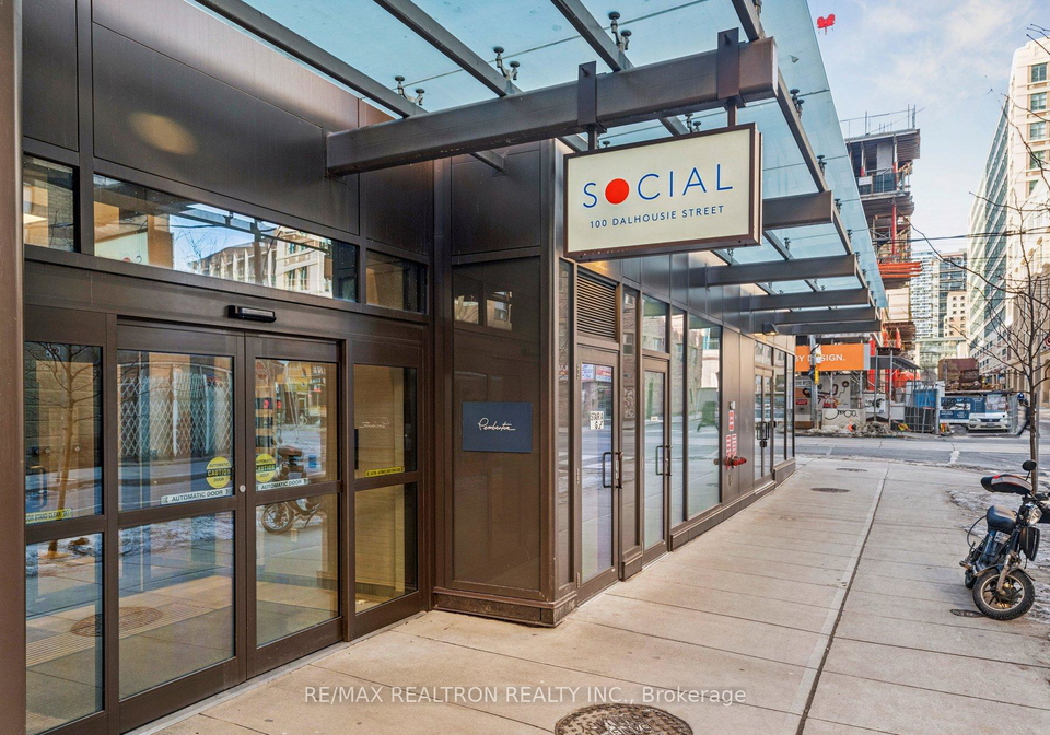 100-dalhousie-street-toronto-ontario-c12941536