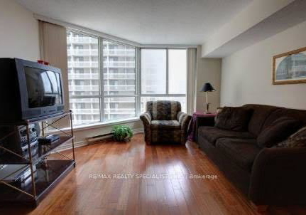 38-elm-street-toronto-ontario-c12941558