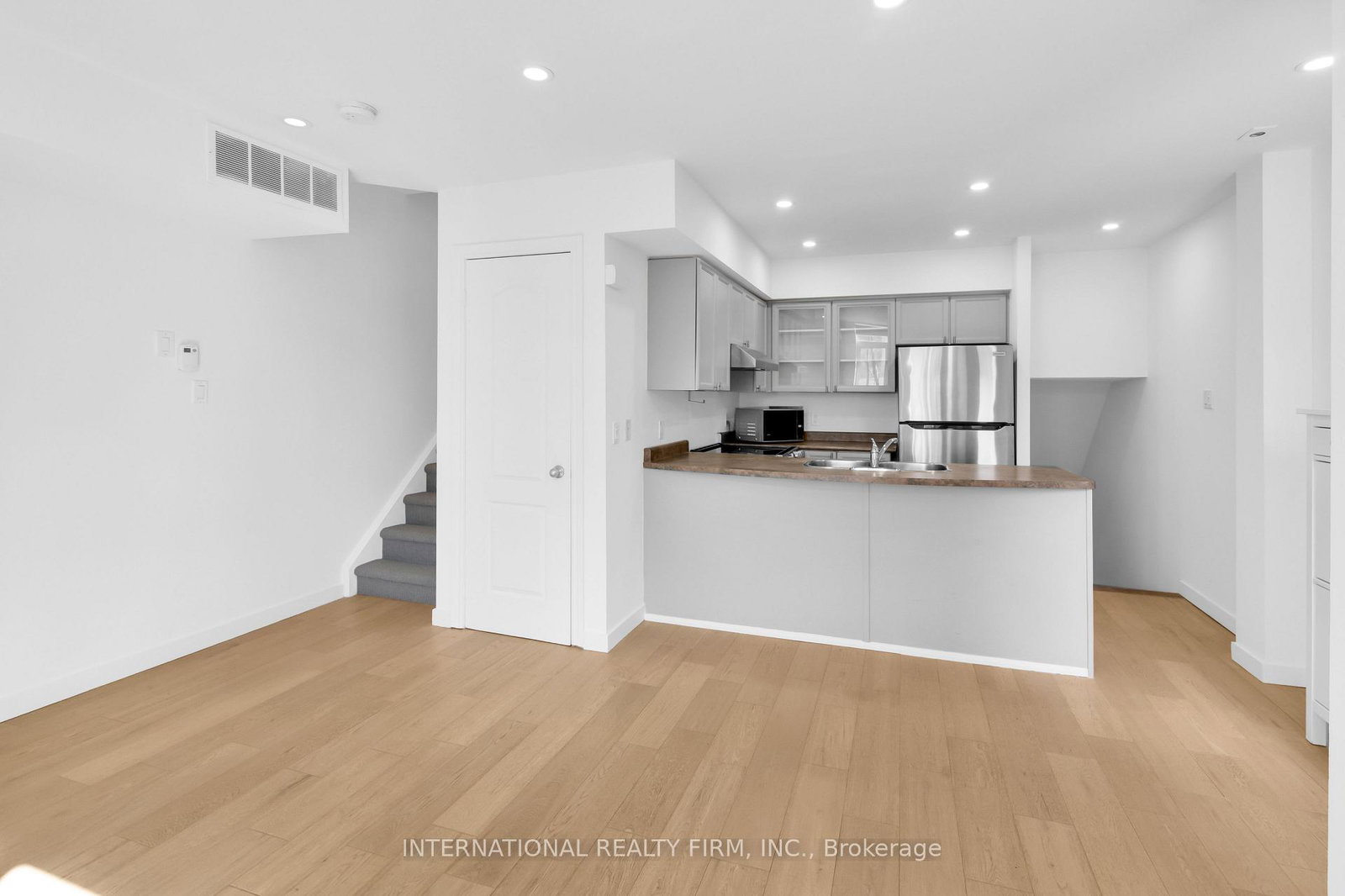 27-sudbury-street-toronto-ontario-c12941734