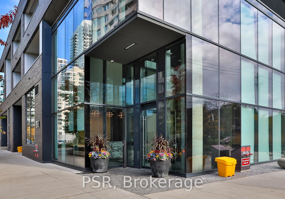 11-lillian-street-toronto-ontario-c12941842
