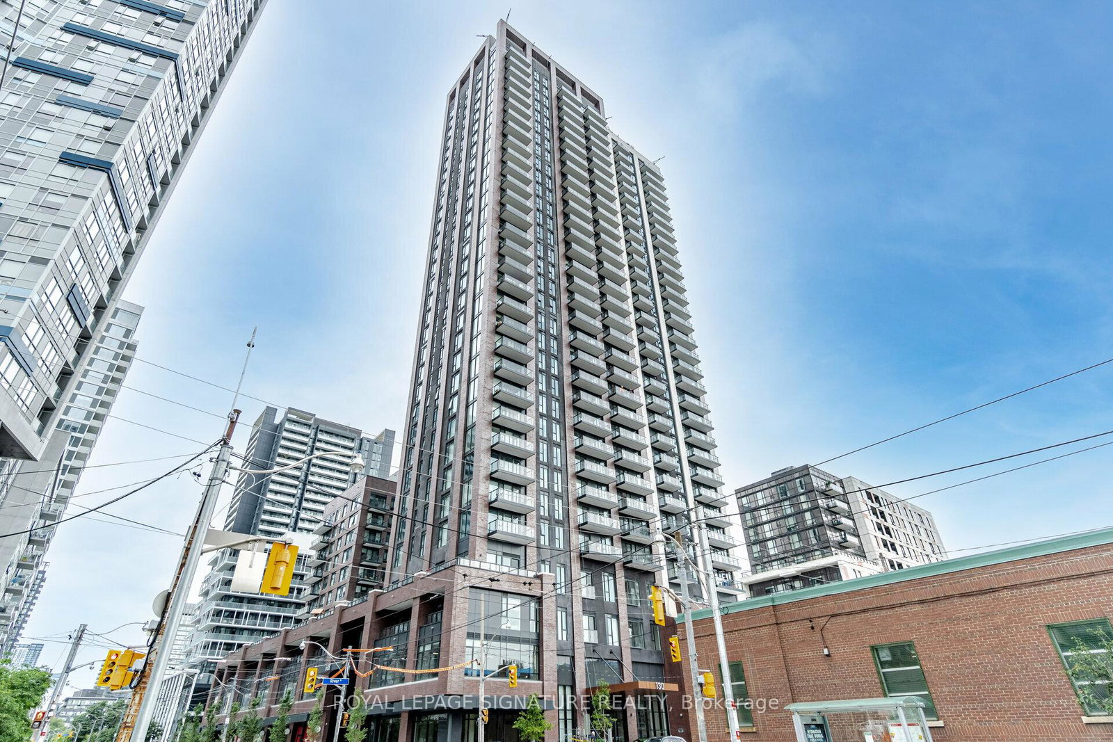 130-river-street-toronto-ontario-c12941852