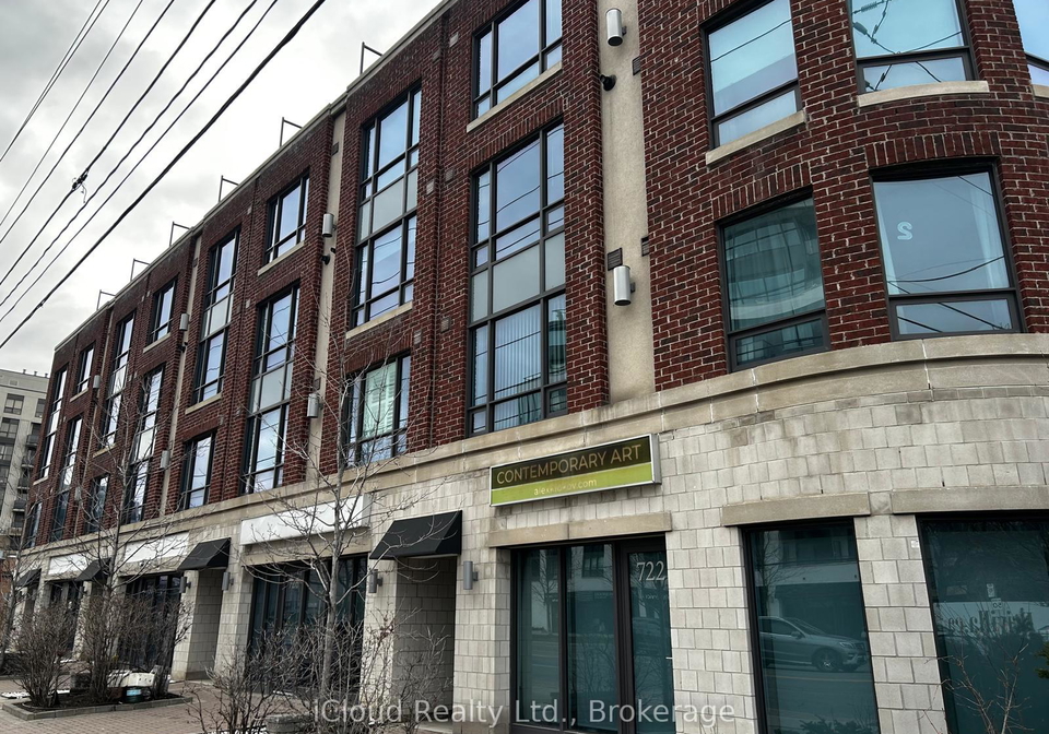 724-sheppard-avenue-w-toronto-ontario-c12941974