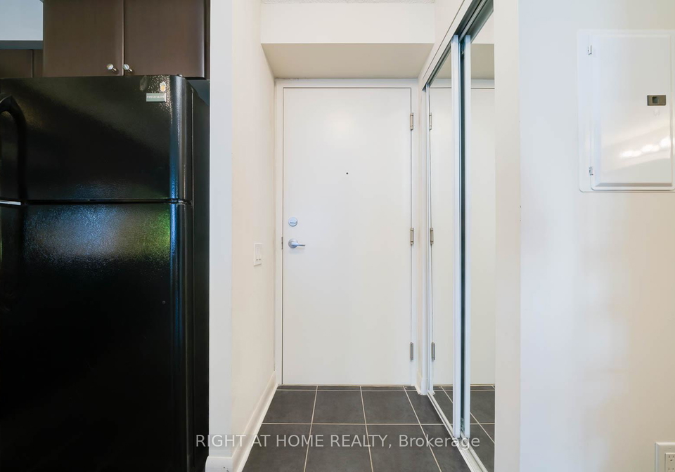 525-wilson-avenue-toronto-ontario-c12942022
