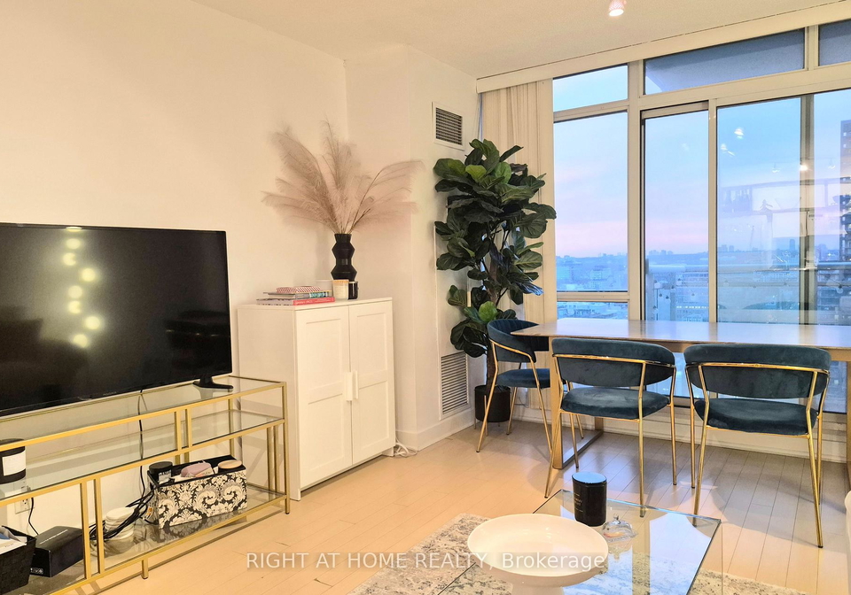 397-front-street-w-toronto-ontario-c12942144