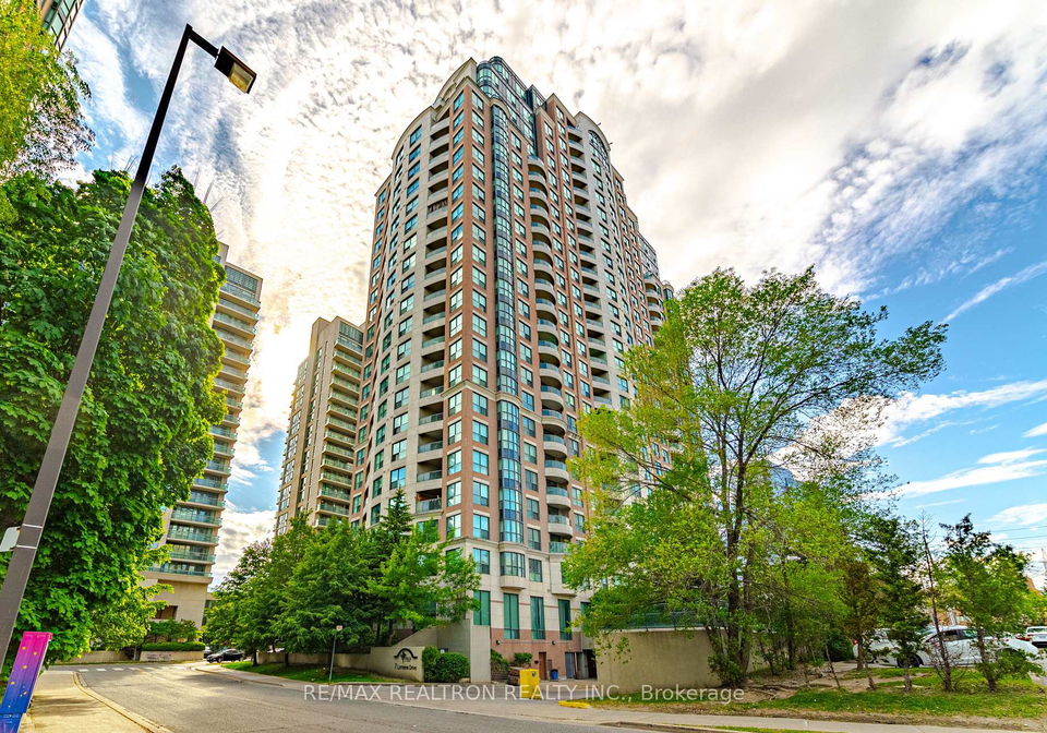 7-lorraine-drive-toronto-ontario-c12942182
