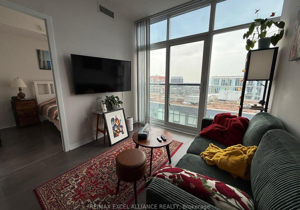 36-lisgar-street-toronto-ontario-c12942366