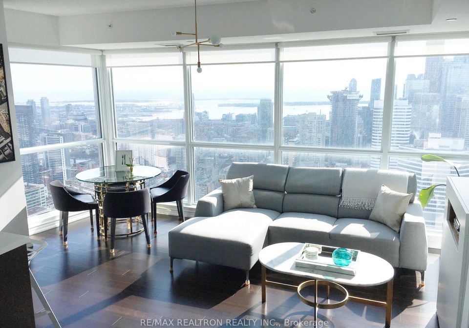 386-yonge-street-toronto-ontario-c12942368