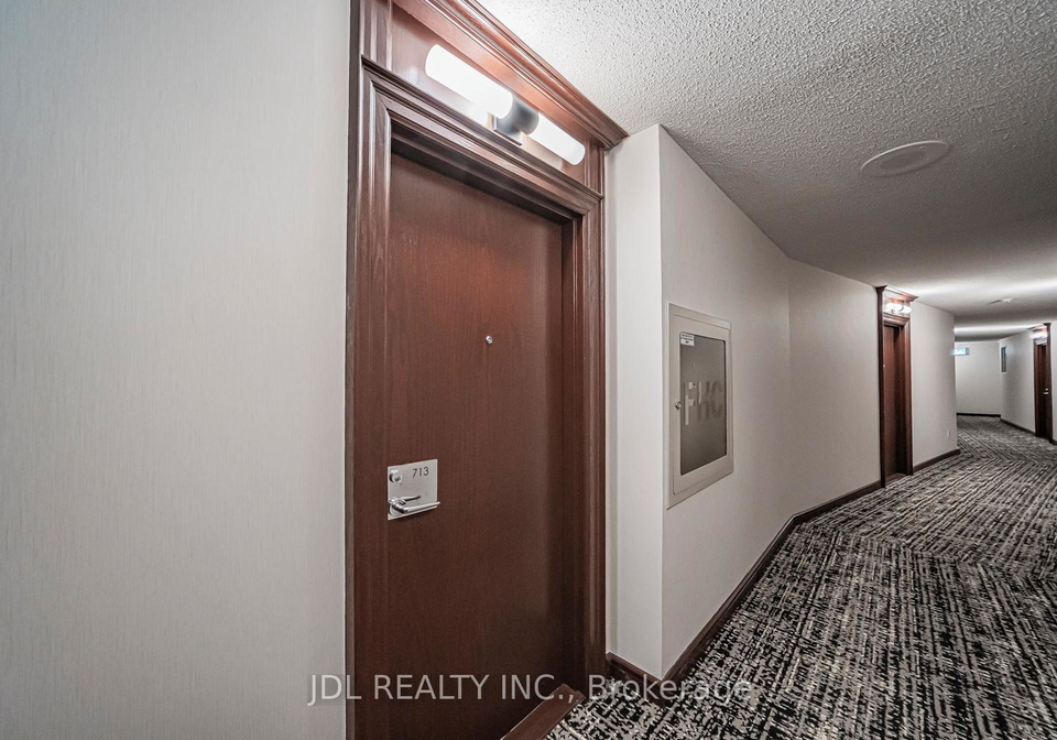 1055-bay-street-toronto-ontario-c12942376