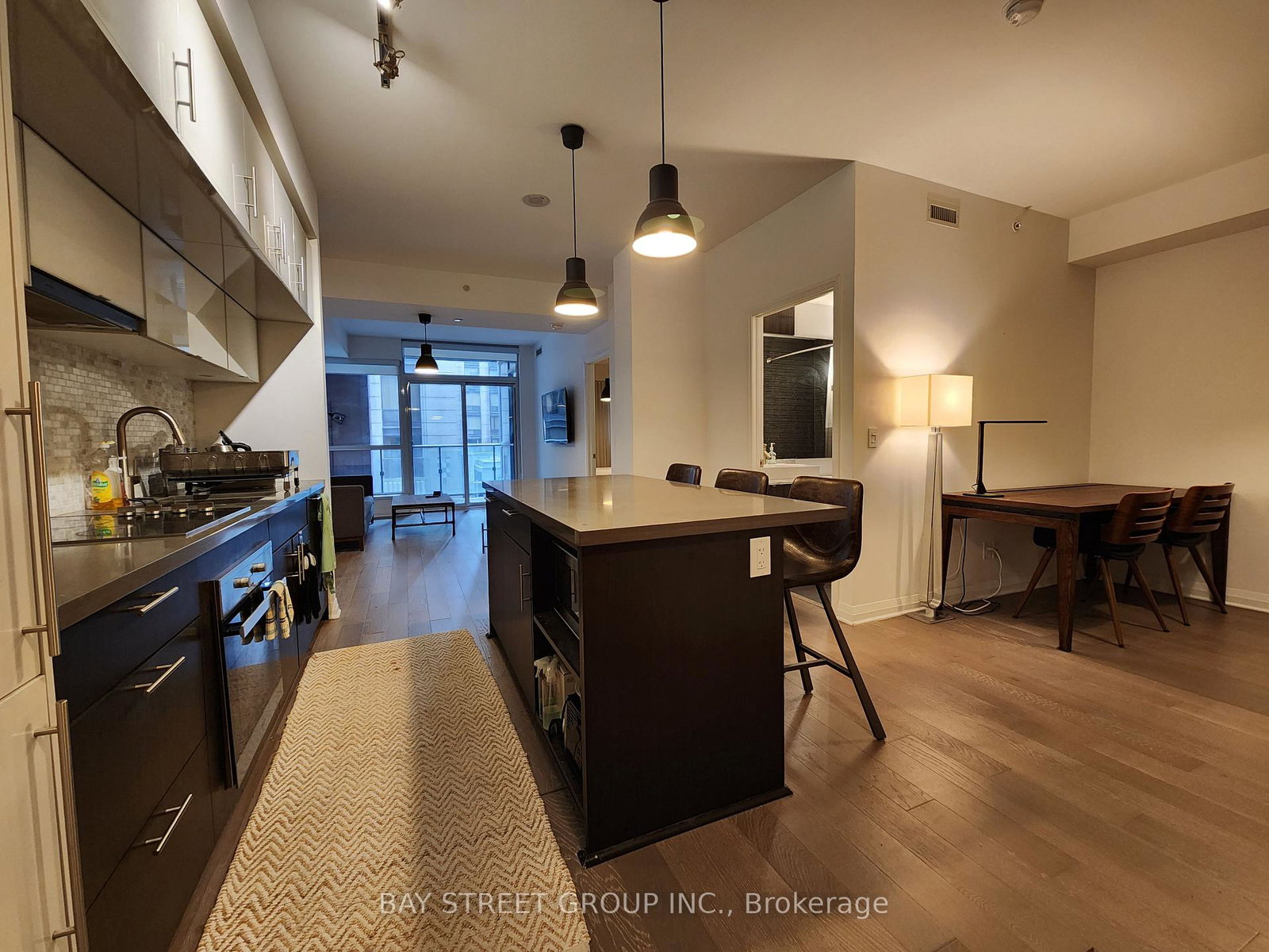 8-mercer-street-toronto-ontario-c12942460