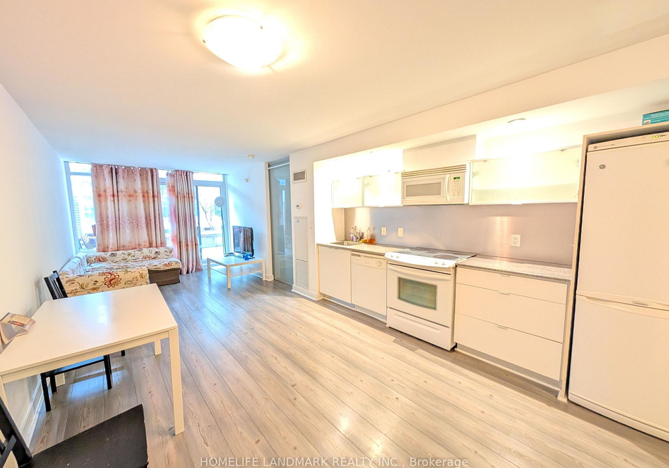 4k-spadina-avenue-toronto-ontario-c12942714