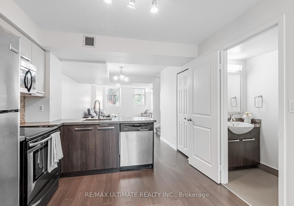 11-st-joseph-street-toronto-ontario-c12943110
