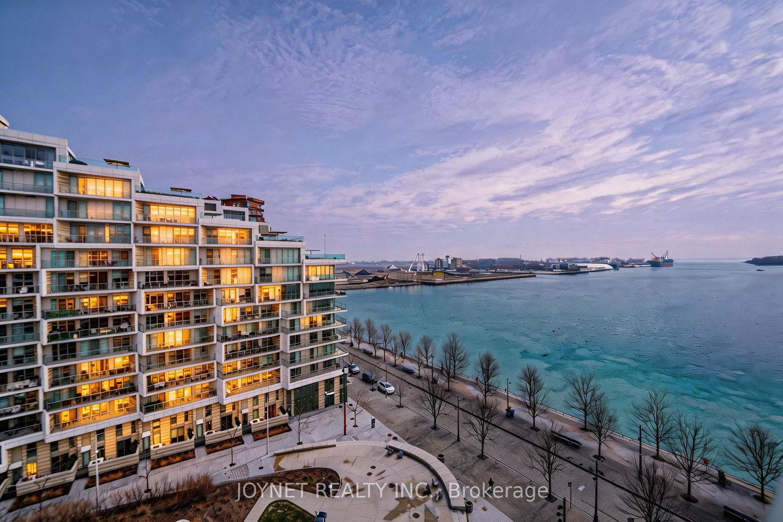 1-edgewater-drive-toronto-ontario-c12943296