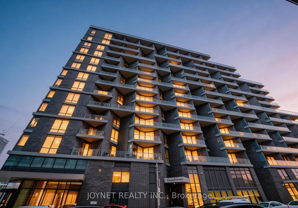 1-edgewater-drive-toronto-ontario-c12943296