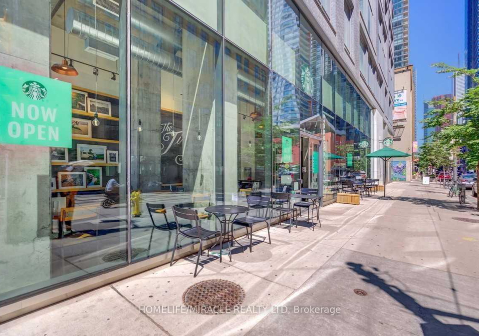 101-peter-street-toronto-ontario-c12943534