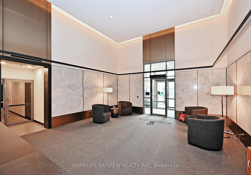 23-hollywood-avenue-north-york-ontario-c12943848