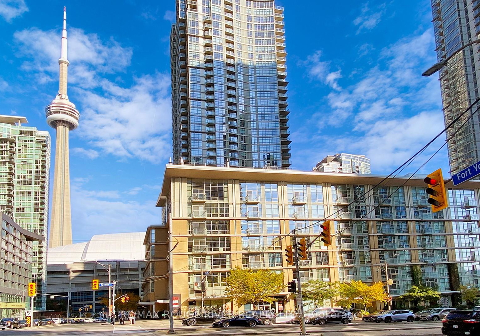 9-spadina-avenue-toronto-ontario-c12944000