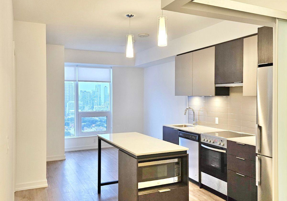 203-college-street-toronto-ontario-c12944224