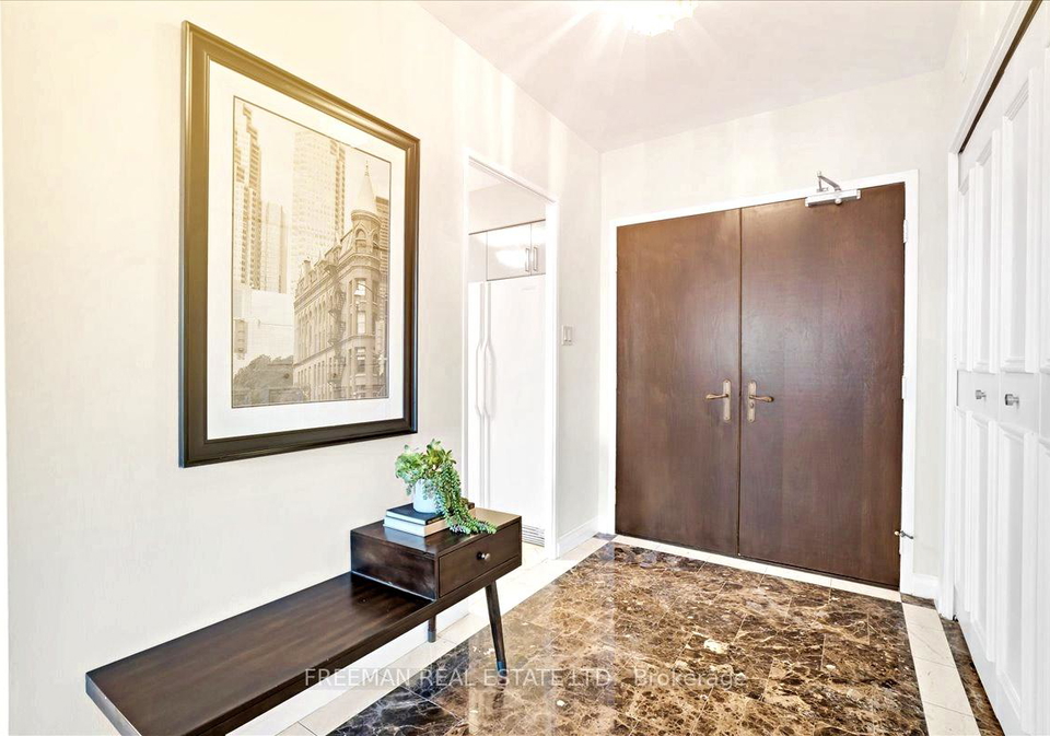 350-lonsdale-road-toronto-ontario-c12944226