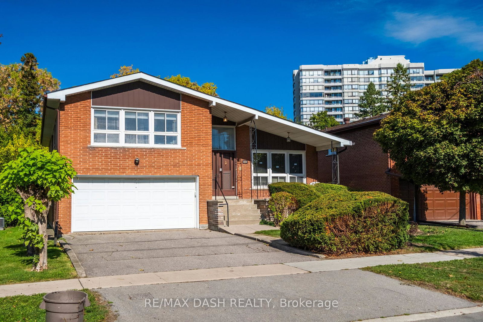 48-russfax-drive-toronto-ontario-c12944238